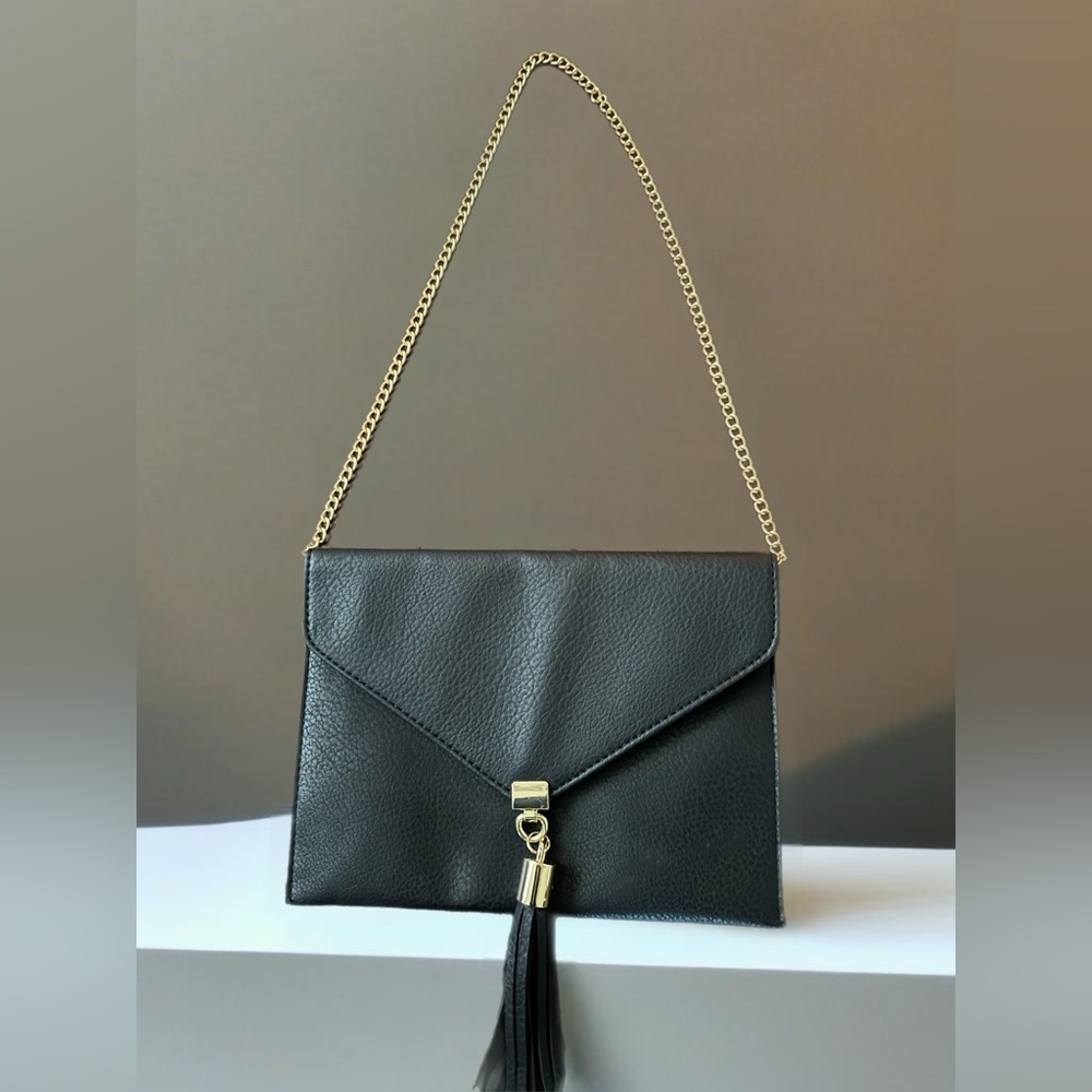 Big Buddha Envelope Tassel Clutch Black W Gold Hardware W Bonus Chain!